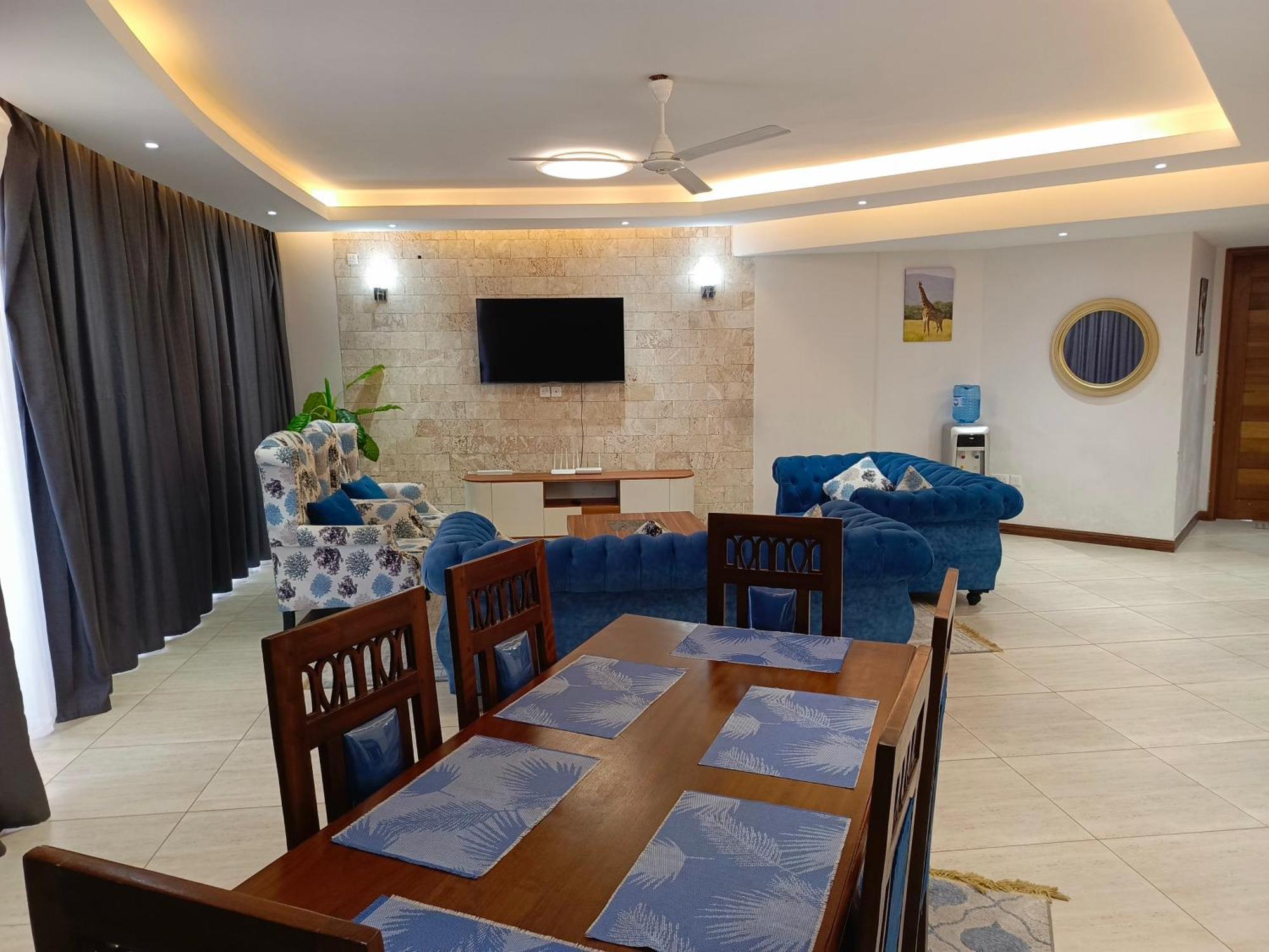 Savannah Lions Exquisite Apartment Mombasa Esterno foto